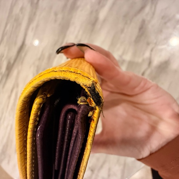 Louis Vuitton Vibrant Yellow & purple passport hold/wallet - lakers colorway - Picture 6 of 13